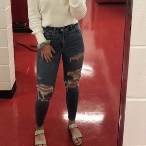 Curvy High Waisted American Eagle skinny jeans